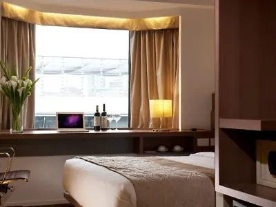 *** Hotel Travelodge Kowloon Hongkong Čína