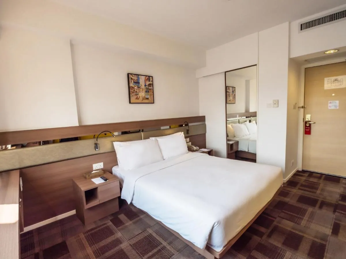 Travelodge Kowloon Hongkong 3*,  China