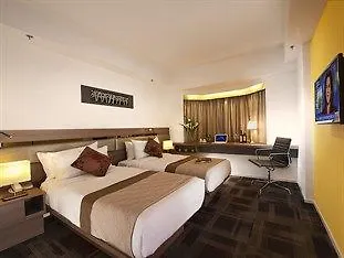 Travelodge Kowloon Hongkong Hotel