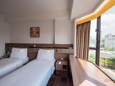 Travelodge Kowloon Hongkong Hotel