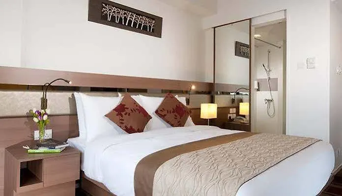 Travelodge Kowloon Hongkong 3*,